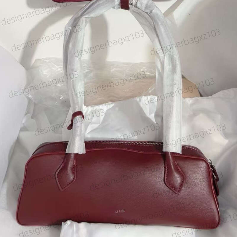 Alaiabags Designer Bag Alaibag Luxury Bag European And American Sausage Bag Casual New Retro Suede Cowhide French Niche Commuter Underarm Baguette