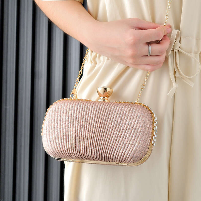 Dinner Bag Wrinkle New Dinner One Shoulder Evening Dress Small Handbag High Sense Handheld Bag Female KQ