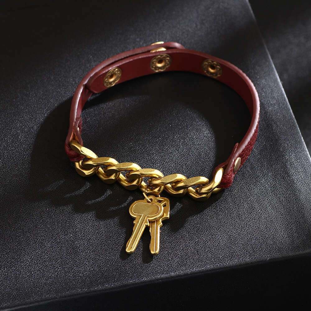 Creative personalized metal chain, PU leather, light bracelet, commuting and streetwear accessories