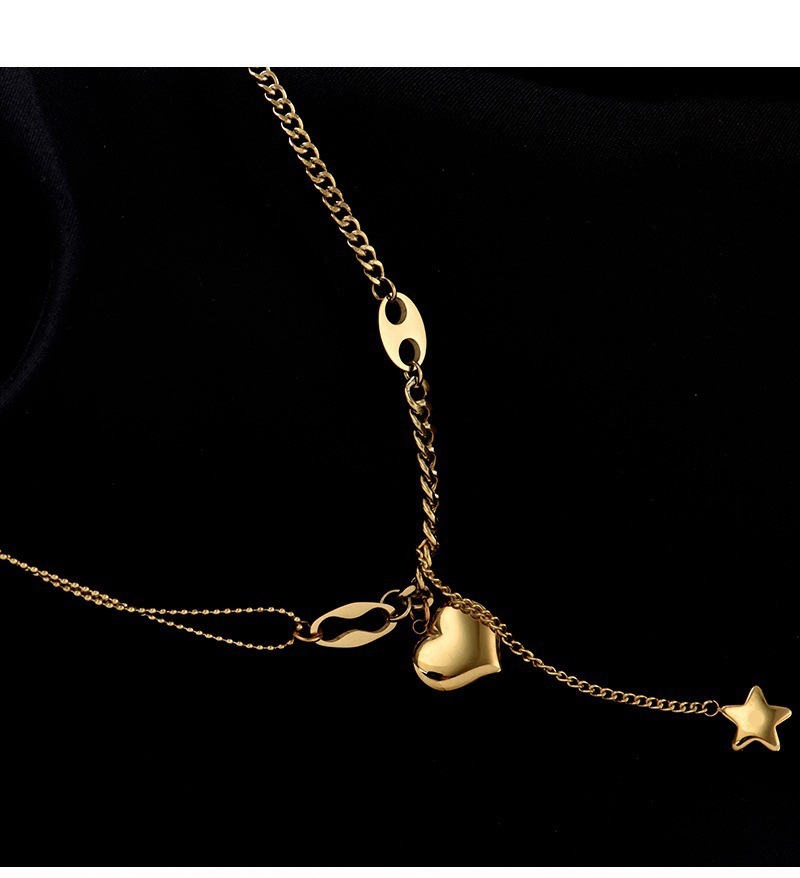 Top Source Cold Wind Titanium Steel Exquisite Hip Hop Style Necklace Star Tassel Three Dimensional Peach Heart Clavicle Chain, niche design