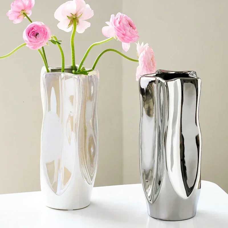 Luxury Electroplated Silver Ceramic Vase Flower Arrangement Irregular Porcelain Hydroponic Vase Ornament Interior Art Decoration C2511240
