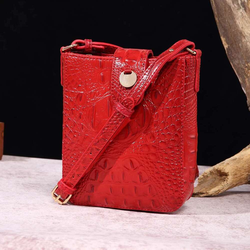 Luxury Designer Crocodile Emed Women's Leather Satchel Purse Elegant Crossbody Bag