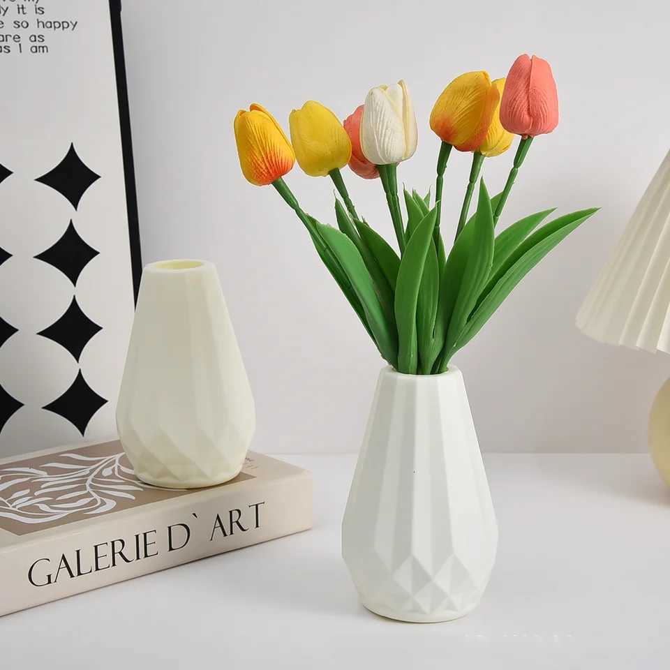 European-style Simulated Plastic Vase Ornaments Rhombic Vases Fresh And Simple Flower Arrangements Minimst Vases C251124