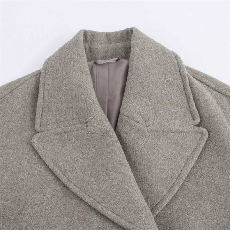 Women Autumn Winter Double Breasted Woolen Coat Elegant Long Sleeves Short Jacket Fashion Lady Warm Street Outerwear J251124