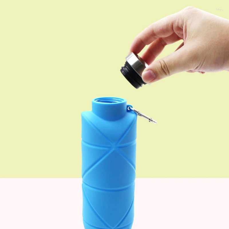 Water Bottles Silicone Anti-Fall Foldable Cup Outdoor Sports Bottle Portable Capacity 700 Ml With Mountaineering Buckle Z260202