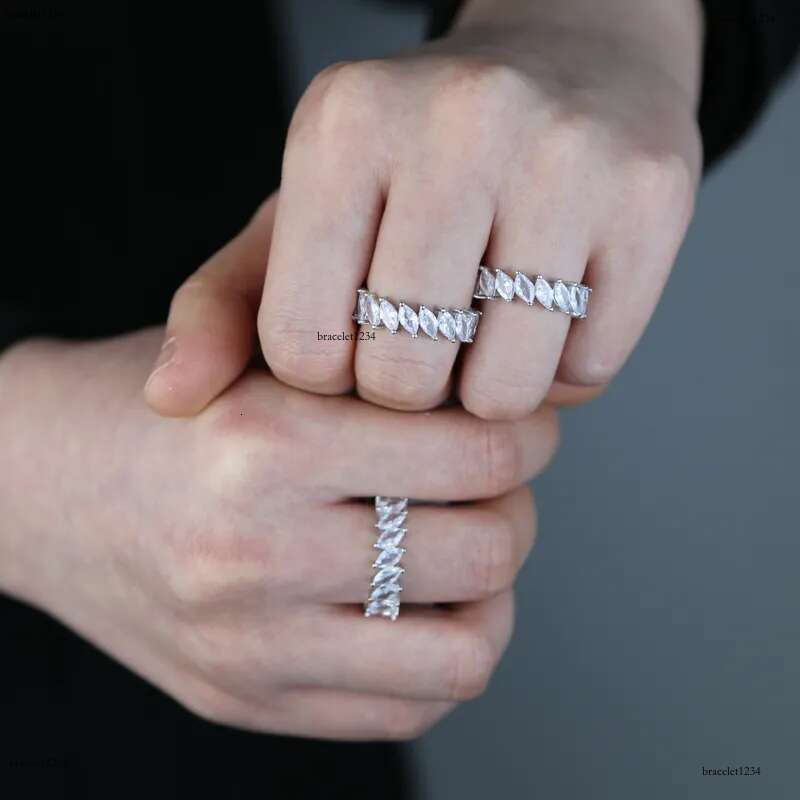 Sterg Sier Horse Eye Ring Fashion Women Finger Jewelry Iced Out Bg Cubic Zirconia Paved Cz Wedding Rings
