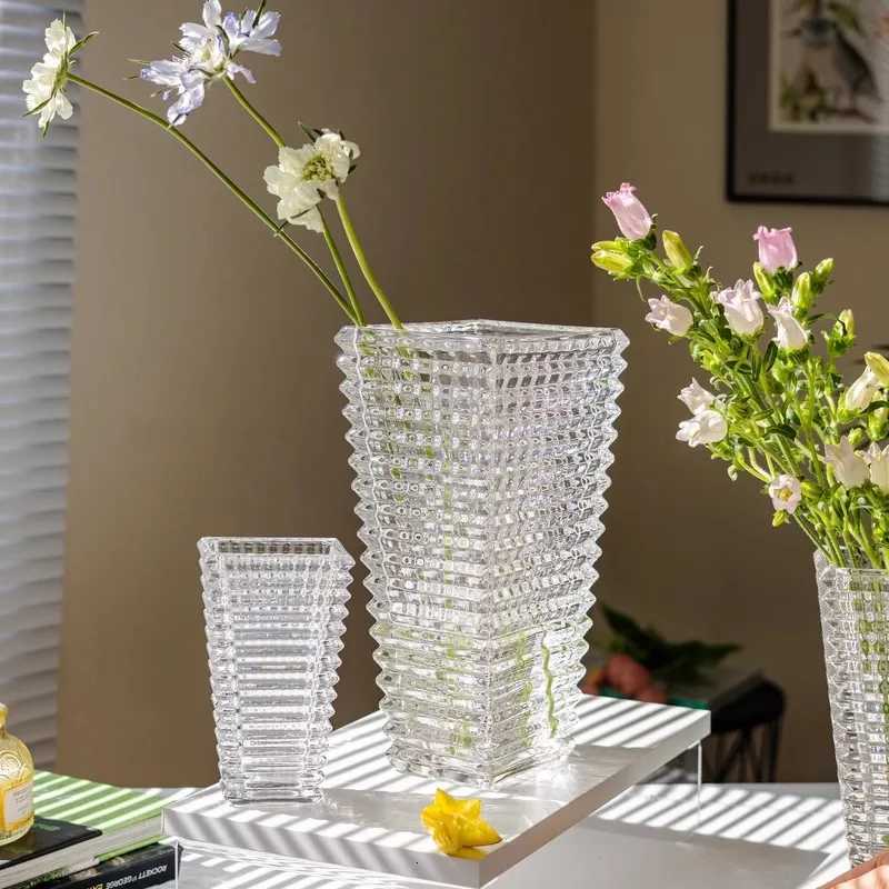 Nordic Creative Glass Vase Sense of Luxury Transparent Bud Vase Hydroponic Flowers Home Living Room Ins Decoration Ornaments C251124