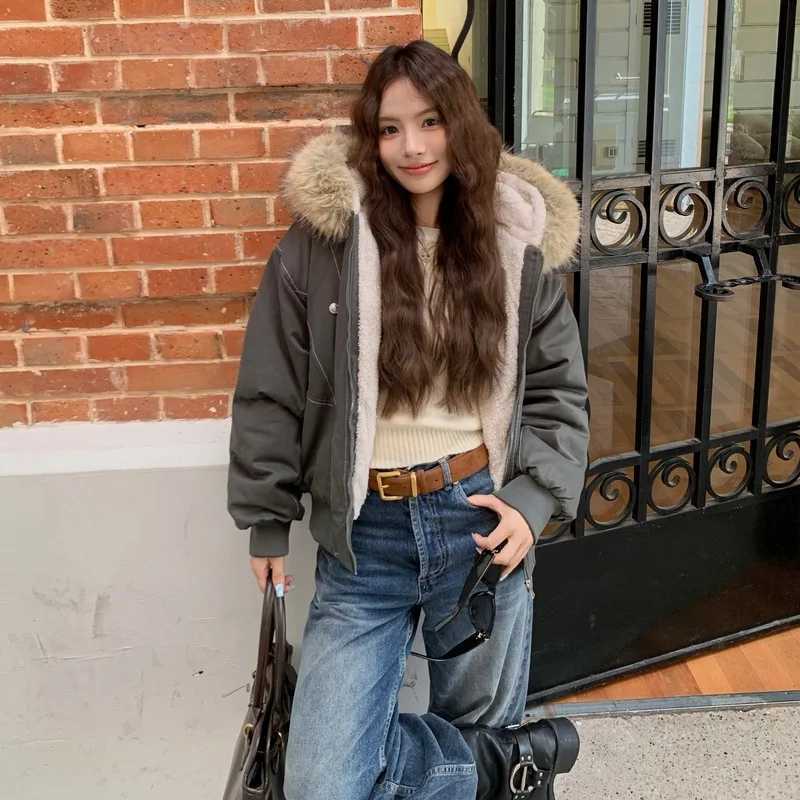 Autumn Winter Cotton Padded Jacket Women Outerwear Thick Warm Oversize Short Coat Female Hooded Long Sleeve Fur Collar Parkas J251124