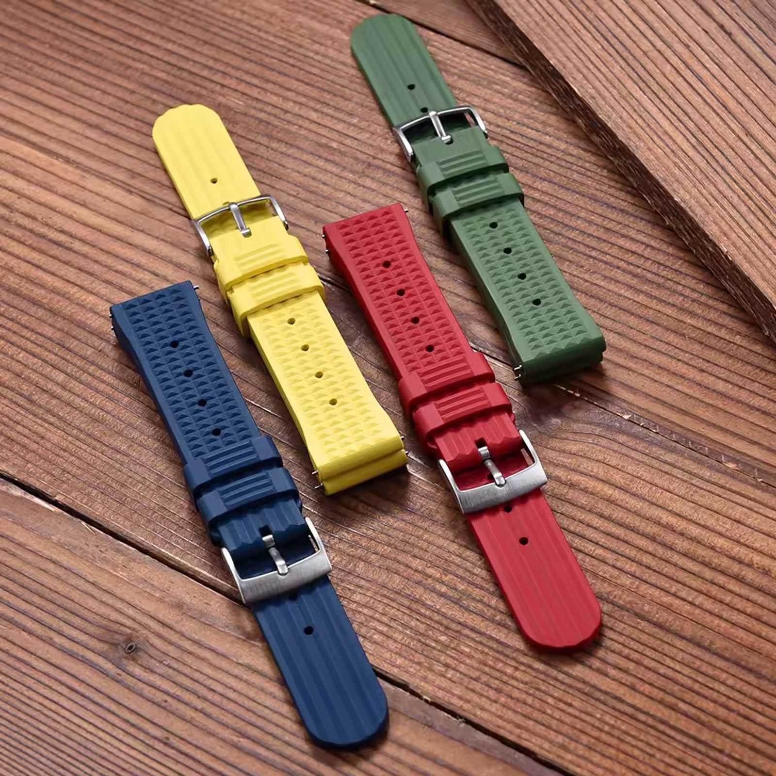 FKM Rubber Waffle Watch Strap 20mm 22mm Fluororubber Strap Universal Diver Waterproof Cfortable Sports Fast Release Watchbands C251124