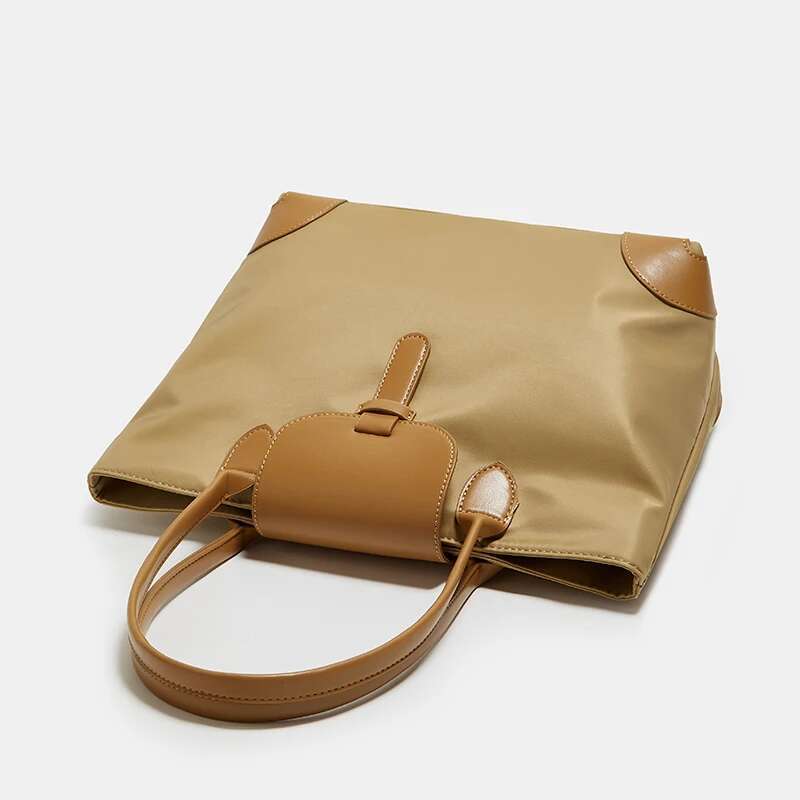 Luxury Designer New Single Shoulder Commuting Large Student Class Nylon Versatile Tote Bag Fashion