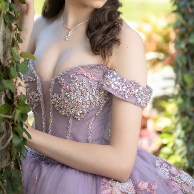 Lilac Shiny Princess Quinceanera Dresses Off Shoulder Applique Lace Beading Crystal Tull Sweet 16 Dress Ball Gown Vestidos 15 De Anos