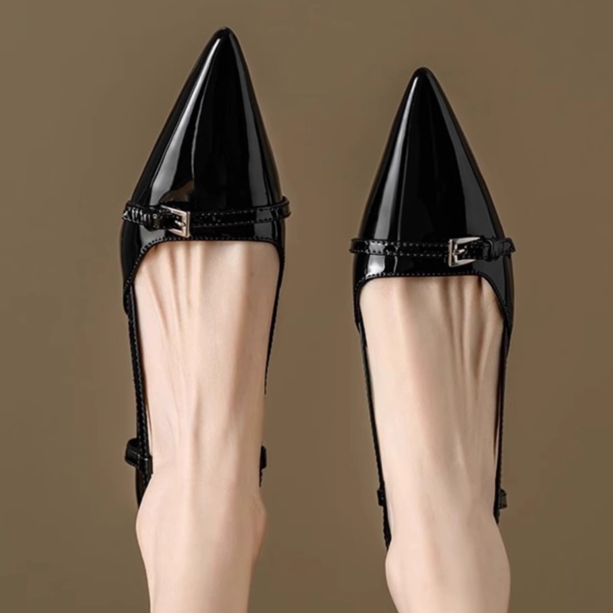 2025 new Toe-covered sandals elegant socialite style French high heels for women stiletto heels suitable for matching with skirts one-strap shallow mo