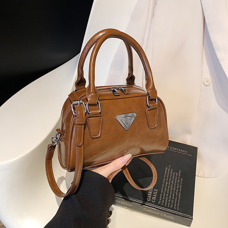 Bowling bag new women's crossbody bag commuter single-shoulder bag handbag 2025s hot