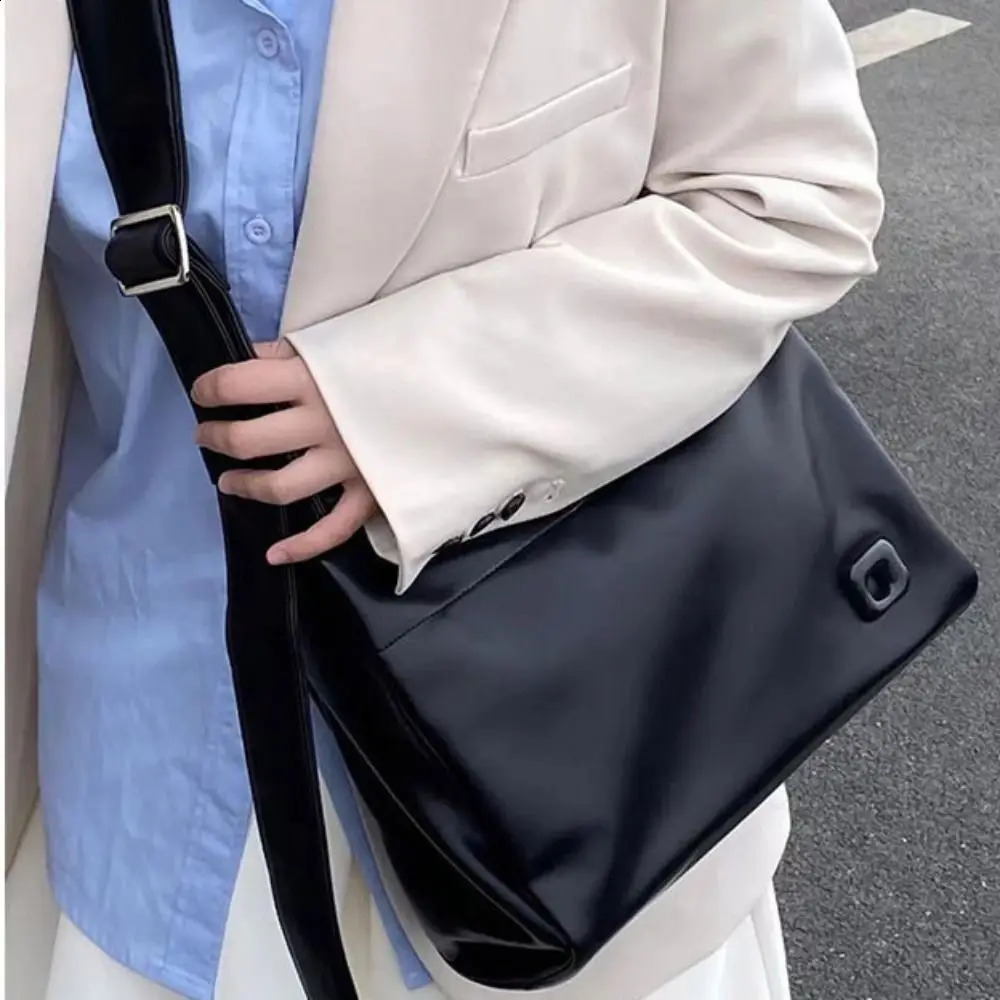 Fashion PU Leather Student Tote Bag Large Capacity Pink Leisure Shopping Bag 2024 New Luxury Shoulder Crossbody Bag for Women R250424