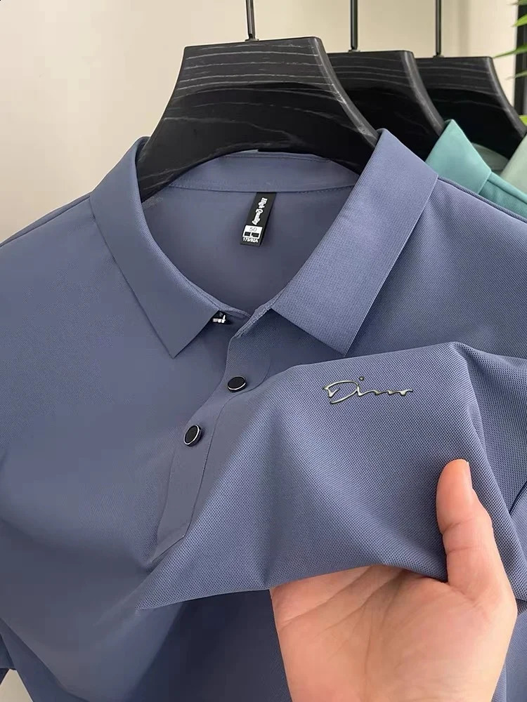 The latest mens summer trend highend polo shirt for 2025 with a business casual collar comfortable breathable and simple Tshirt top 250411