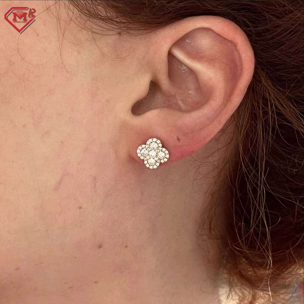 Trendy for Women VVS Moissanite Diamond Solid 14k Gold Cluster Four-Leaf Clover Iced Out Stud Earrings