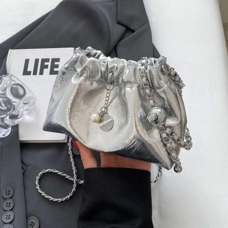 Designer Bag Y2k Millennium Women New High Sense Shoulder Summer Chain Fashion Bucket Bag Messenger Bags Purses Handbags