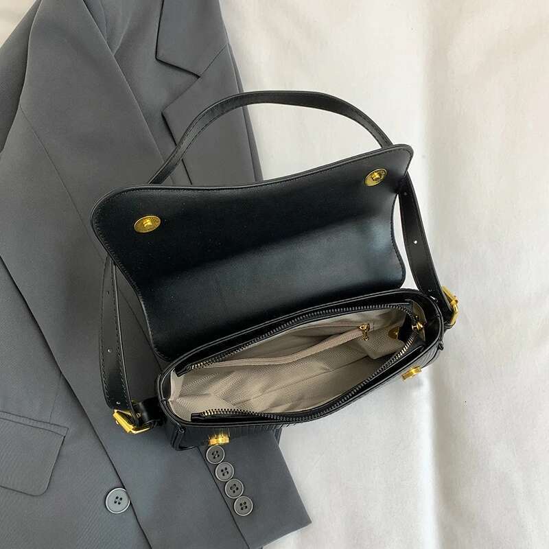 Luxury Designer Solid Color Striped Flannel Crossbody Quiet Designer Bag Fashionable Elegant PU Leather Shoulder Bags For Women