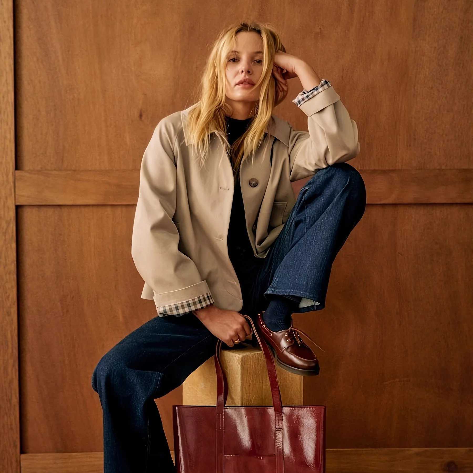 Women Stylish Autumn Blazer Lapel Collar Single Breasted Long Sleeve Jacket for Work Shopping Date Night J251124