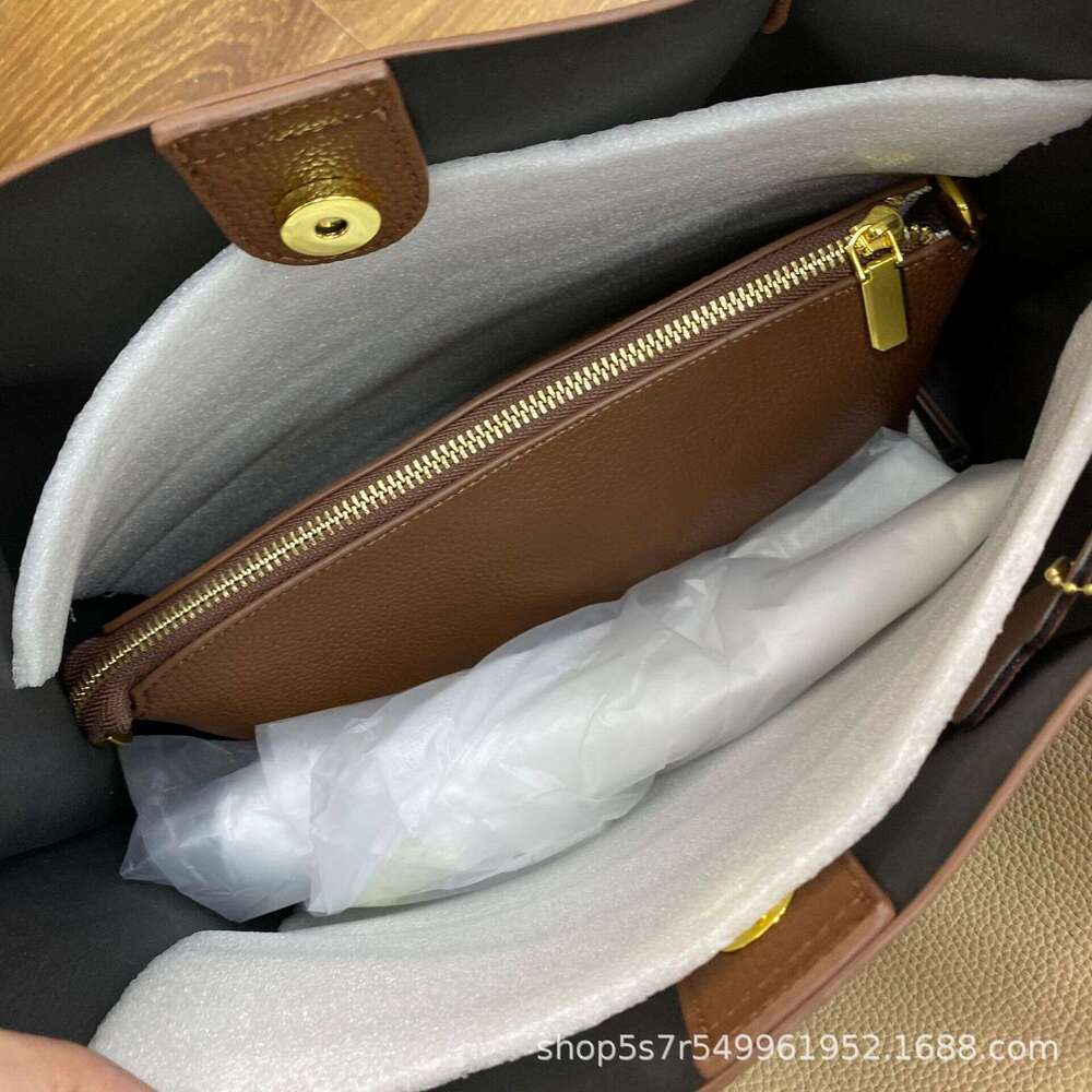 Designer Bag Silk Scarf Small Can Be Slung Diagonally Leather Rope Tote Shopping Single Shoulder Armpit Large Capacity Quality Genuine Leather Cow Sof