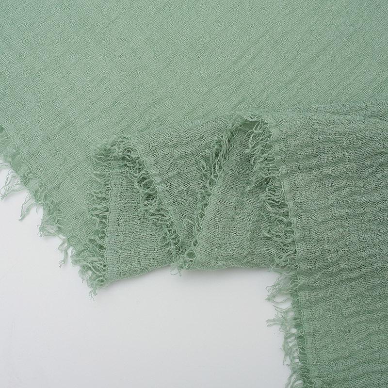 K496 Hot sale wrinkled solid color cotton headscarf factory source cotton and linen wrinkled fur edge ladies scarf BS414