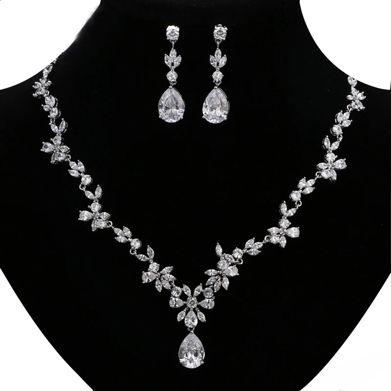 GMGYQ Classic Gorgeous 5 Colors Options Crystal Water Drop Jewelry Party Wedding Jewelry Sets For Elegant Women 250417