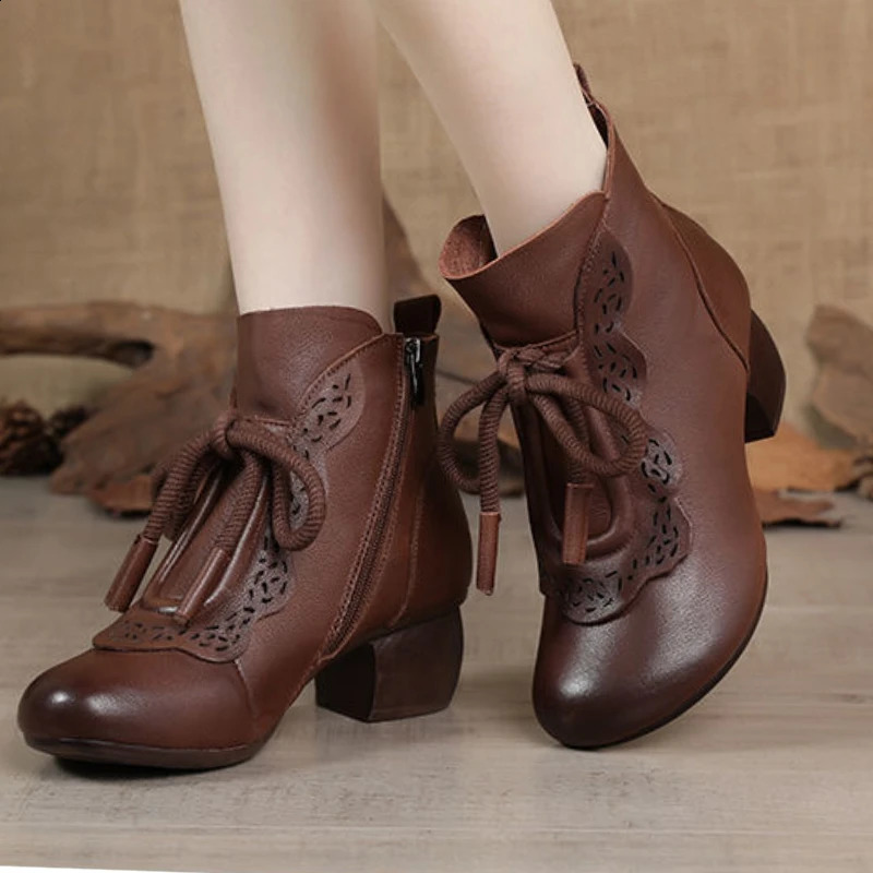 Womens Leather Boots Ethnic Style Retro Mom Short Boots Soft Bottom Round Head Leisure Non-slip Shoes Sapatos Femininos 250418