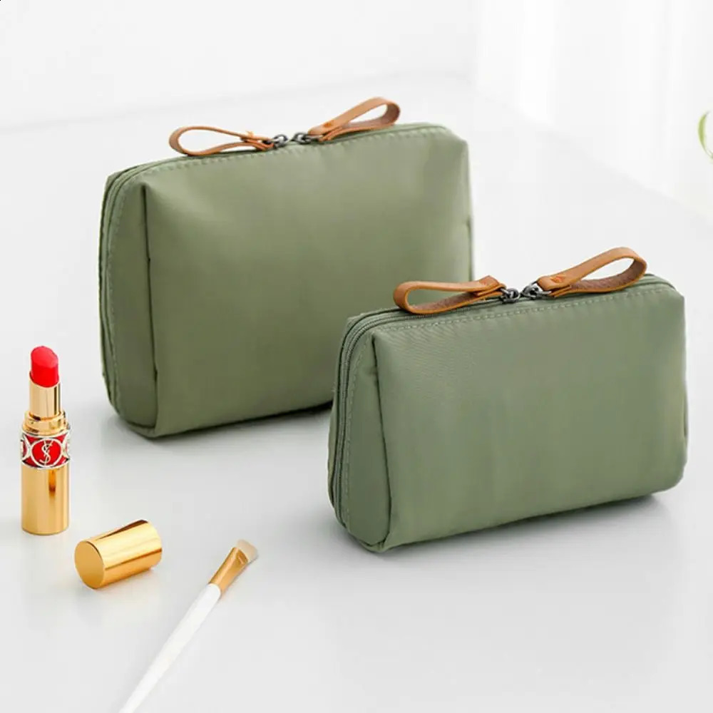 Large Capacity Travel Cosmetic Bag Waterproof Portable Makeup Pouch Bag Multifunctional Korean Style Toiletry Organizer Women R250424