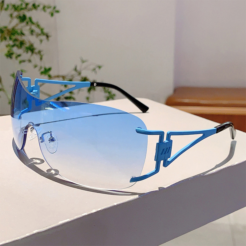 Designer Sunglasses For Women Men Sunglasses Fashion Classic Y2K Sunglasses Luxury Polarized Goggle Pilot PC Frame Oversized UV400 Eyewear CB0705