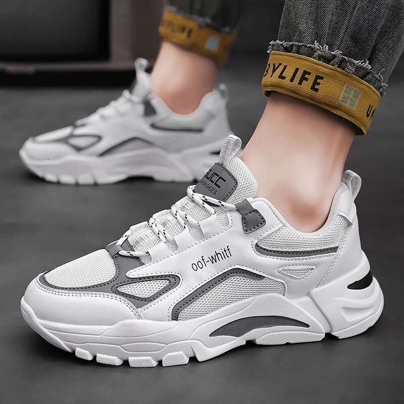 Factory hot Outlet Men Sneakers Designer Classic and Versatile Lace-up Safety Shoes Extra Large Size 45 Dad Running for Man
