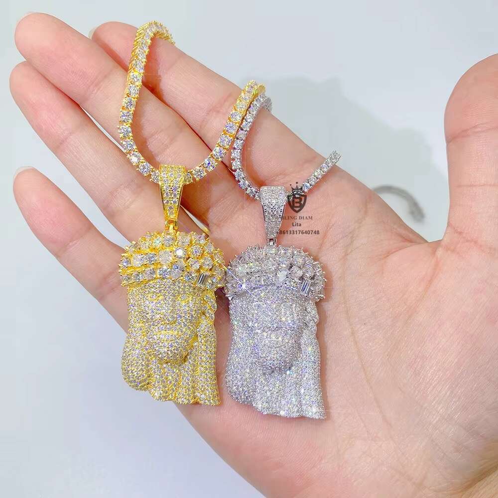 High Quality Big Size Fancy Shape Jesus Head Gemstone Custom Moissanite Pendant for Necklace