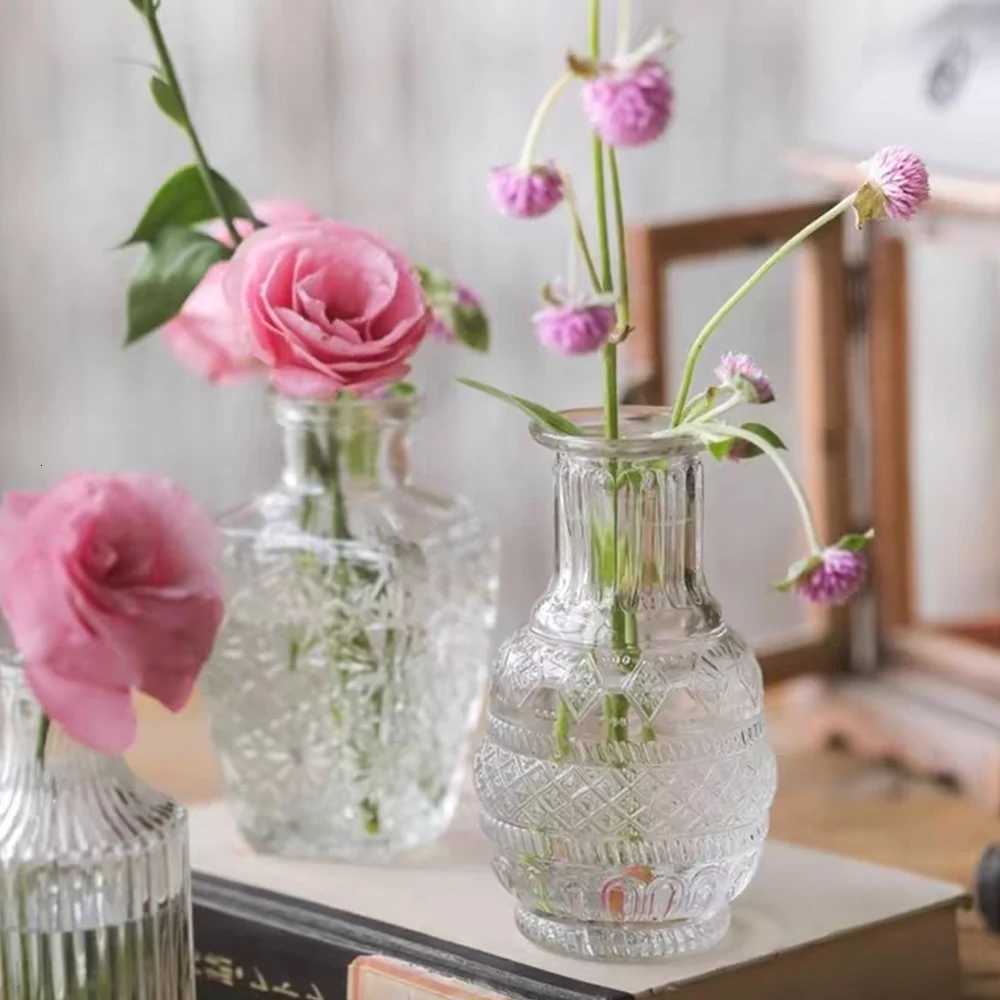 Light Luxury Glass Vase INS Style Flower Arrangements Home Furnishings French Transparent Small Vases Living Room Decoration C251124