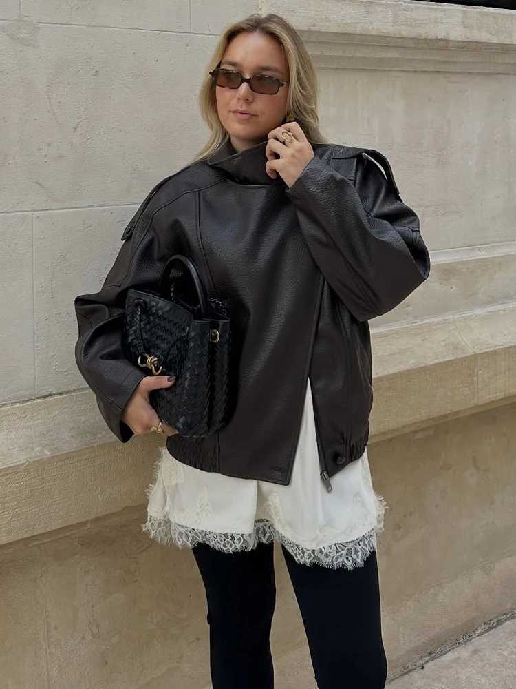 HH Fashion Women Faux Leather Loose Jacket 2025 Stand Collar Long Sleeve High Street Coat Autumn Winter Lady Locomotive Outwear J251124