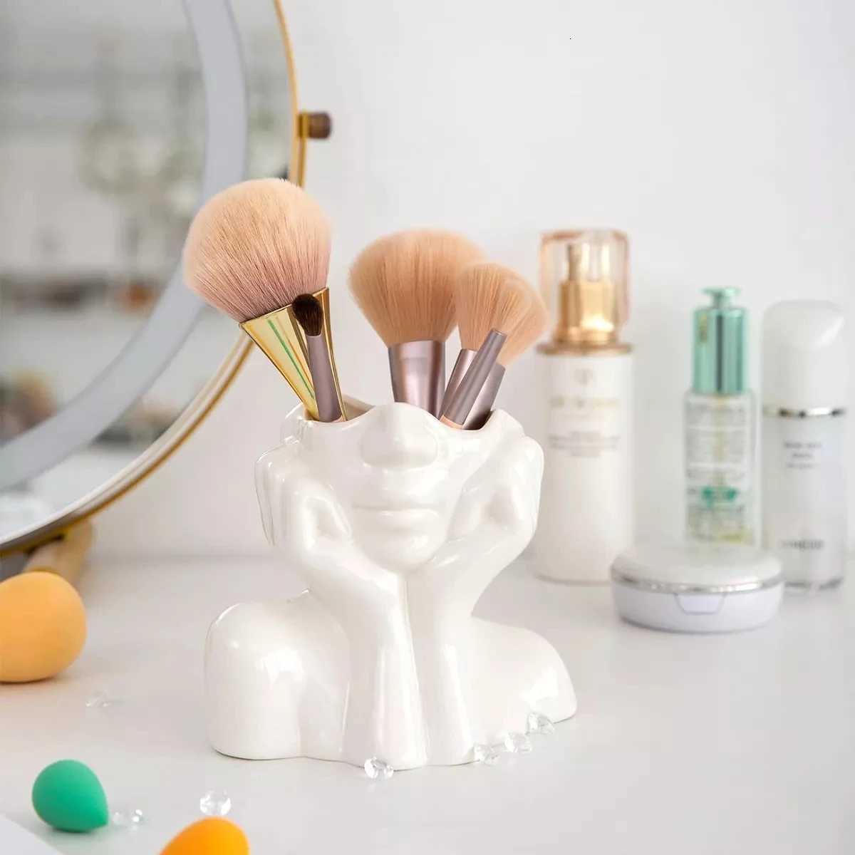 Ceramic Human Face Flower Vases Home Decor Creatrive Art Sculpture Human Head Abstract Plant Flower Pot Living Room Decors C251124