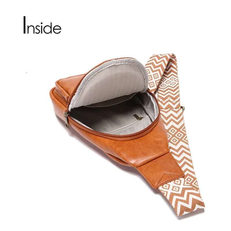 Designer Bag 2025 European And American Retro Casual Fashion Breast Solid Color Women's Messenger Bag Bohemian Fanny Pack Chest Bags Luxury Bag