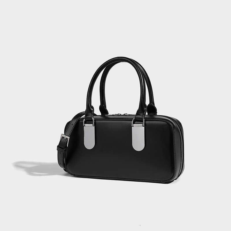 Designer Women's Bags Designer 2023 New High-End Boston With Niche Design, Bowling Pillow, Hand-Held One Shoulder Crossbody Fashion Bag