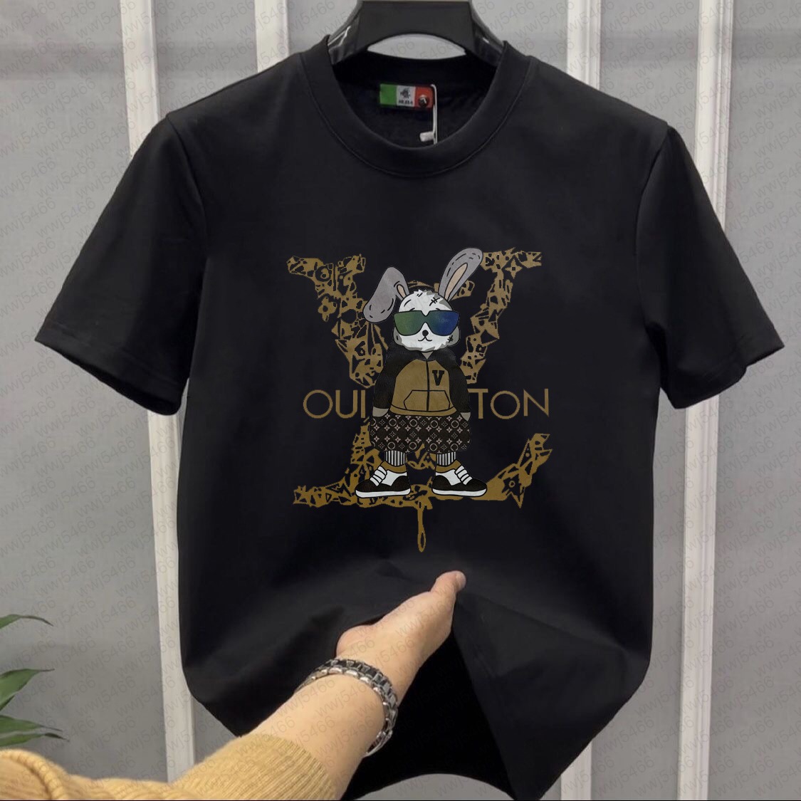 Men's Tees & Polos fashion Women Tees Luxurys Designers T-Shirts tee Men Casual Short sleeve Street Designers T-Shirts Men's T-Shirts women's T-shirt