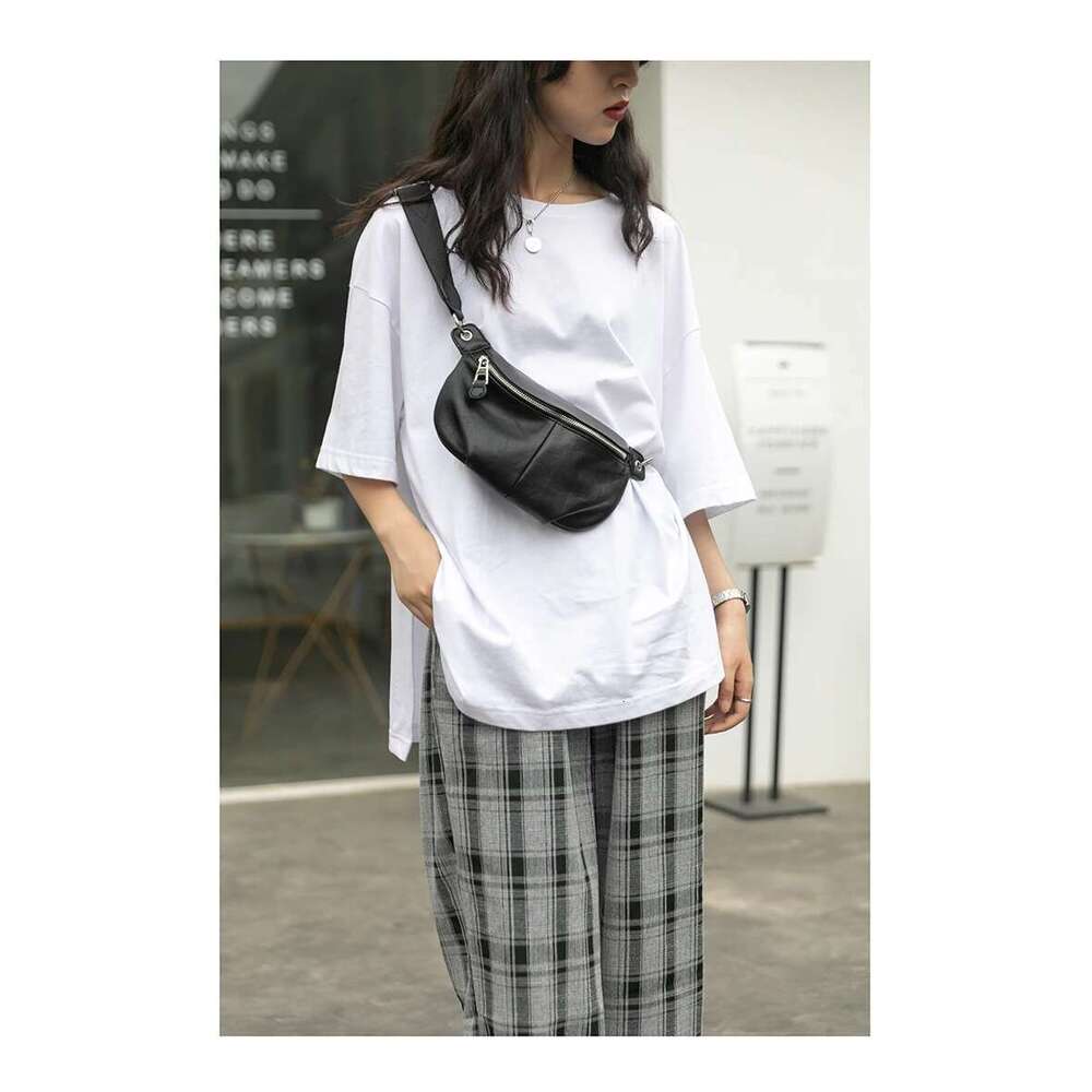 Designer Bag Female Chest Bag Chain Crossbody Bags For Women New Shoulder Bags Small PU Leather Ladies Waist Pack Breast Phone Wallet