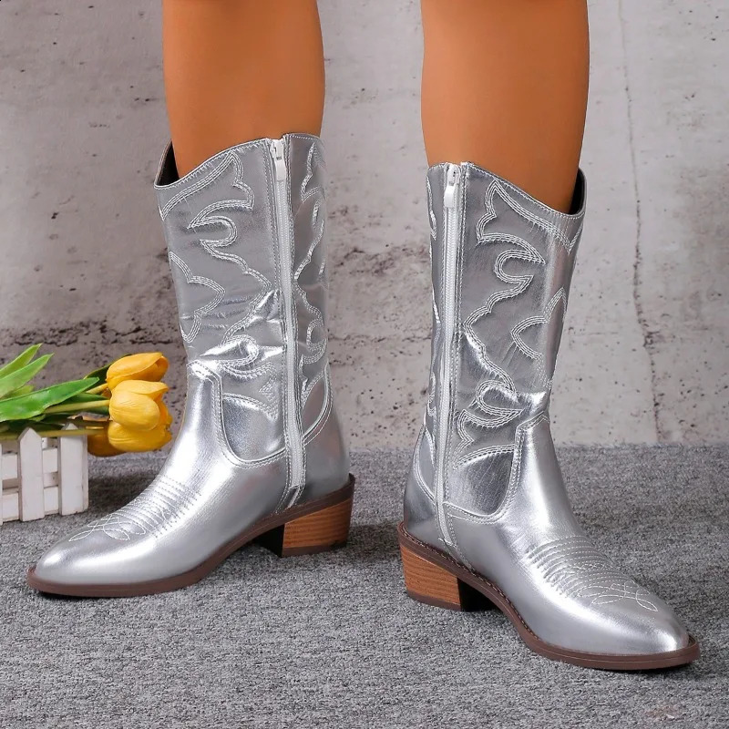 2024 Womens Cowboy Boots Embroidered Pointed Toe Thick Heel Ankle Western Boots Silver Tassel Cowgirl Womens Boots Zapatos 250418