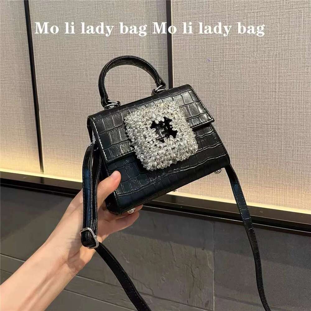 Designer Bag 2025 Fashion Striped Square Women's Handbag Glitter Shiny Dias Evening Wedding Party Clutch Purse Female Messenger Bag Luxury Bag