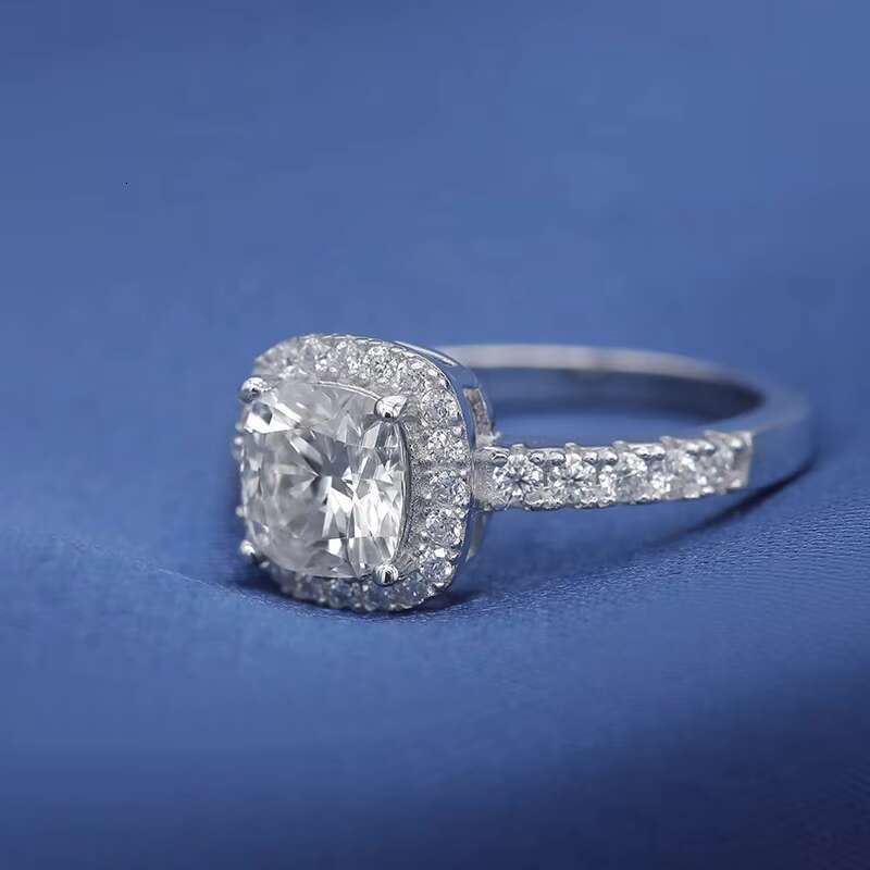 925 Sterling Silver Lab Grown Cushion Cut Moissanite Diamond Engagement Ring for Women