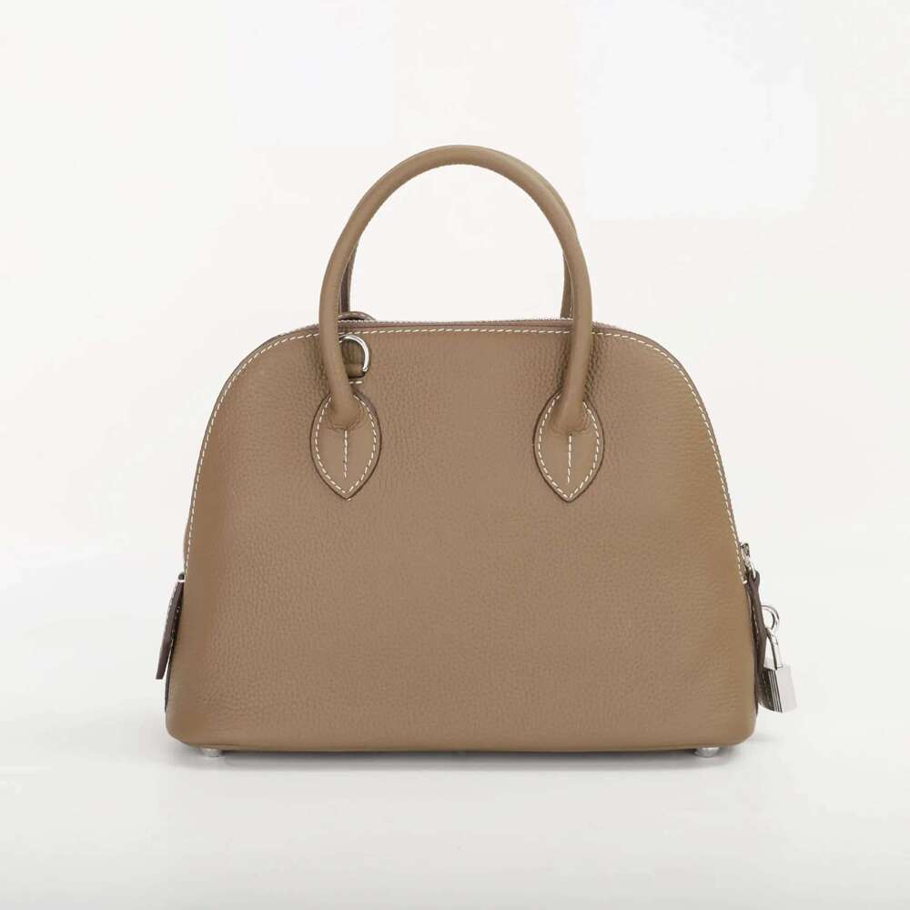 Designer Bag 2025 Classic Top Layer Cow Leather Soft Simple Versatile Nicheshell Shoulder 2024 New Style Handbag Crossbody Bag Wholesale Luxury Bag