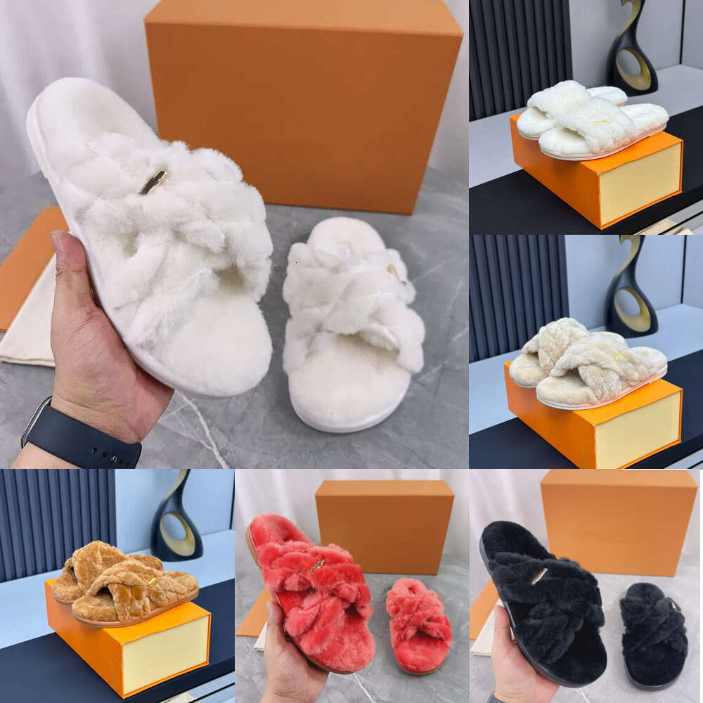Woman winter Slipper Luxury shoe fur slide Designer sandal Wool Mule Comfort Mule Fluffy Shearling Slides Sandal Lightweight Flats Snow fur slipper Rubber Slide