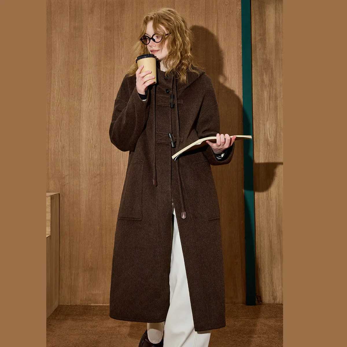 Womens Retro Maillard Color Wool Blend Hooded Coat Women Winter Mid Long Drawstring Trench Coat A Chic And Elegant Outerwear J251124