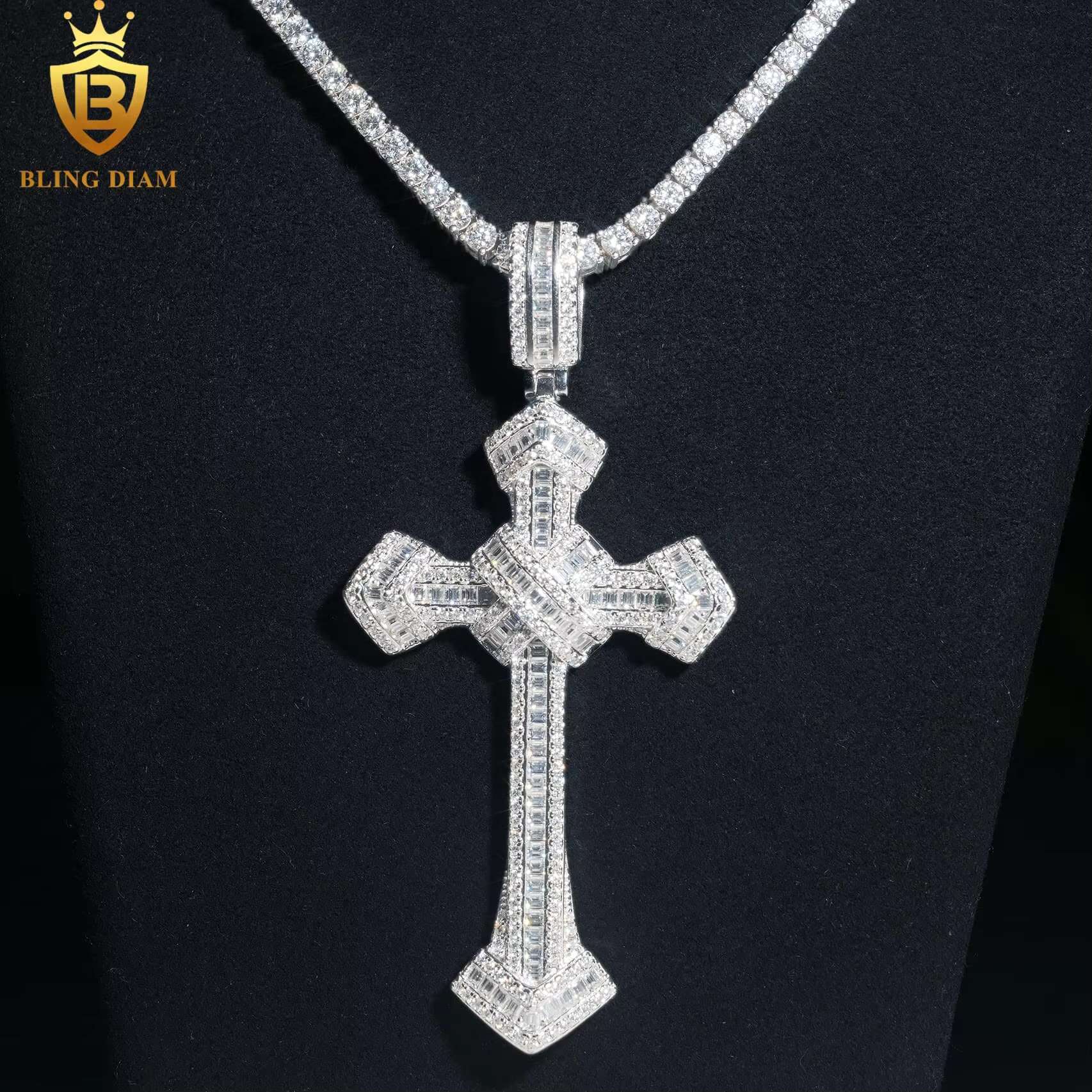 High Quality Hip Hop Jewelry 925 Sterling Silver Iced Out Moissanite Cross Pendant Pass Diamond Tester