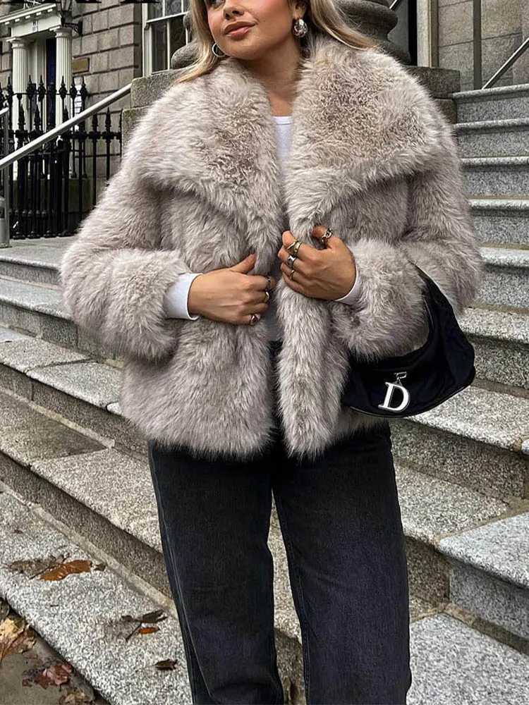 HH Women Fashion Cropped Faux Fur Jacket Coat Long Sleeve Front Snap-button Female Outerwear Chic Lapel Collar Thick Coat J251124