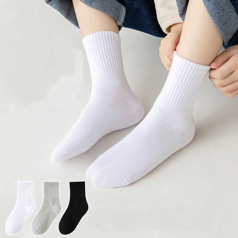 5 Pairs Four Season Kid Sock Teenager Student Cotton Breathable Comfortable Sock Boys Girl Baby White Black Sport Mid Tube Socks G251124
