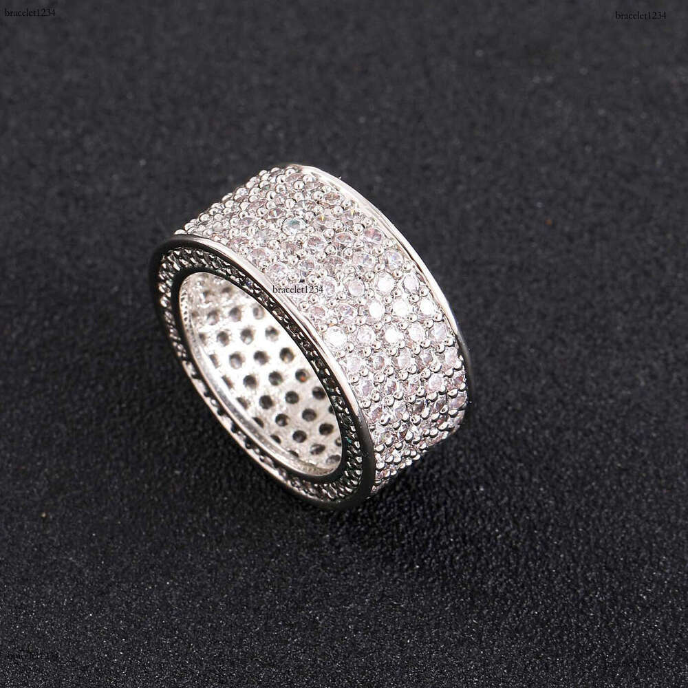 Luxury designer Hip Hop Men and women five row ring, micro-inlaid ice out of VVS Moissanite hip hop ring
