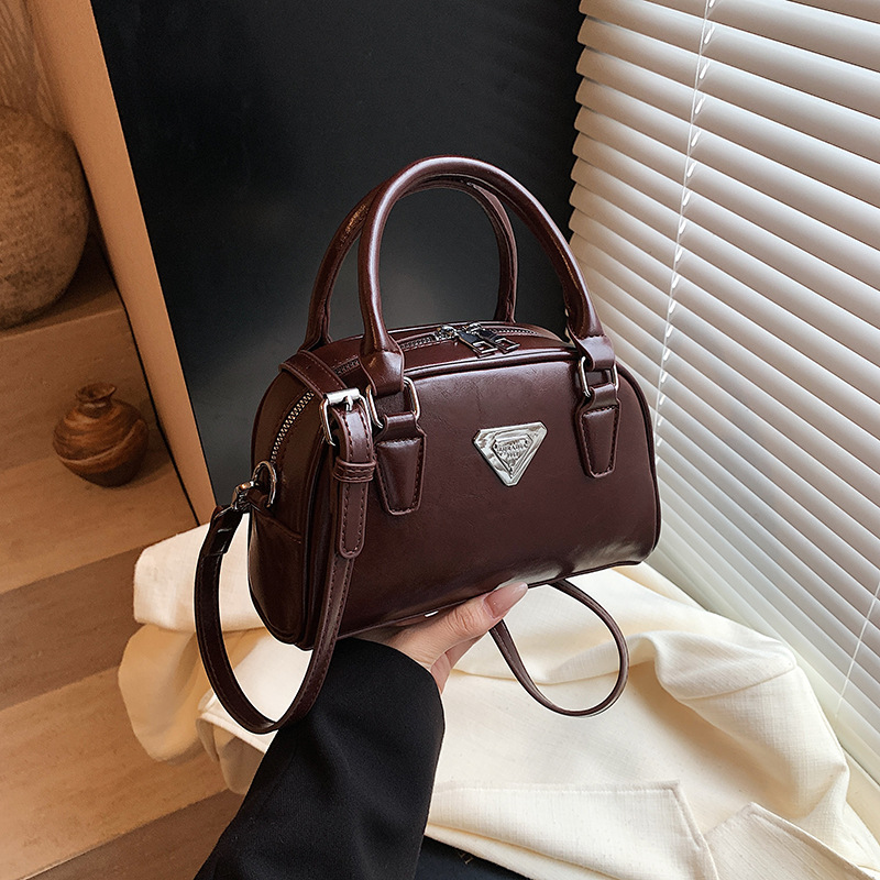 Bowling bag new women's crossbody bag commuter single-shoulder bag handbag 2025s hot