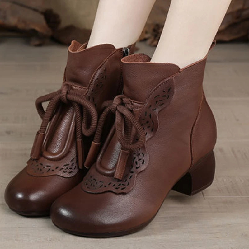 Womens Leather Boots Ethnic Style Retro Mom Short Boots Soft Bottom Round Head Leisure Non-slip Shoes Sapatos Femininos 250418